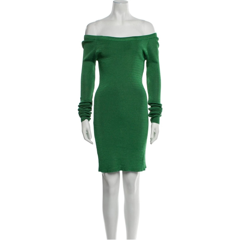 Baobab stunning Green Off-Shoulder Dress. XL